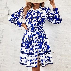 Graphic Long sleeve belted dress
